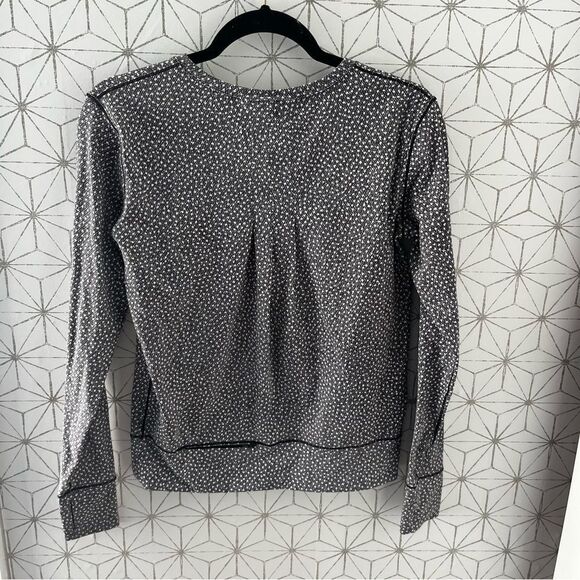 Lululemon Patterned Pullover - Picture 6 of 6